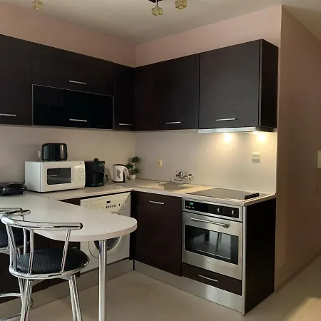 Rouge - Victoria Appartement Sozopol